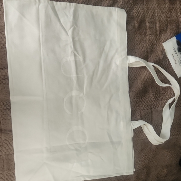 Gucci White Travel Bag - Picture 1 of 3